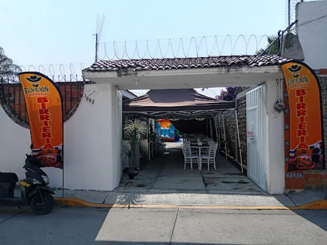 Birrieria"El Viejon"