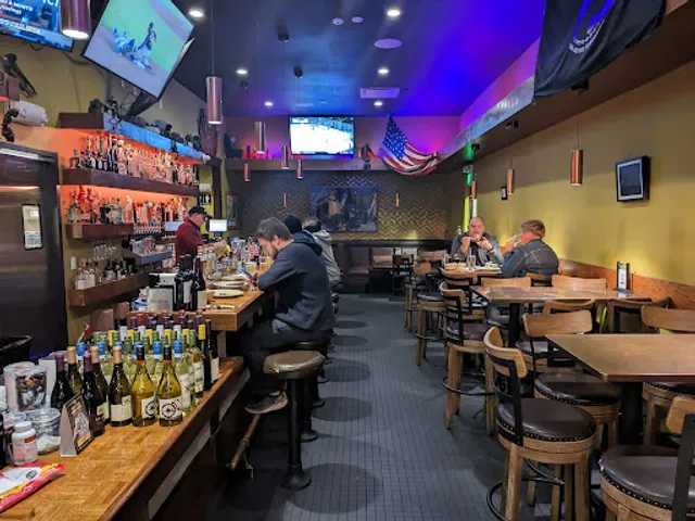 The General Historic Bar