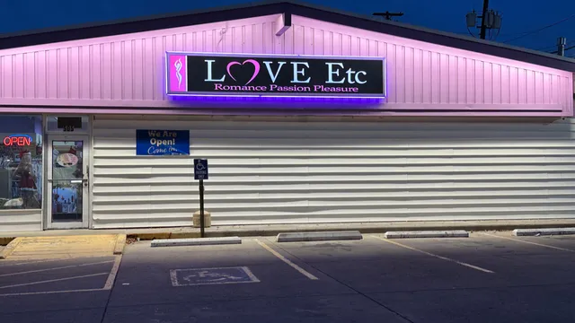 Love Etc