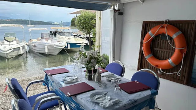 Kaparelli Taverna