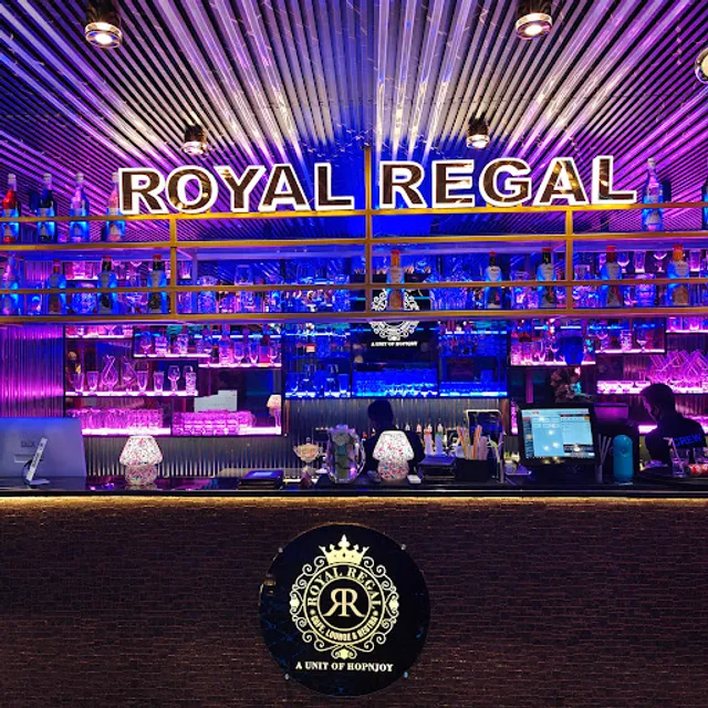 Royal Regal Cafe, Lounge & Restra