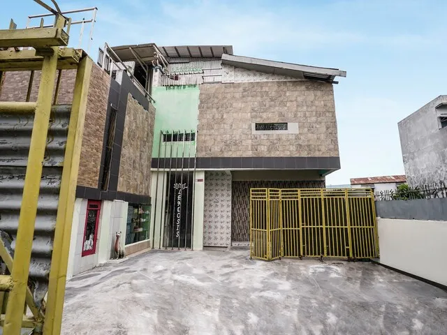 OYO 90158 Hotel Lendosis Perintis Kemerdekaan