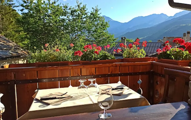 RISTORANTE Etoile Des Neiges