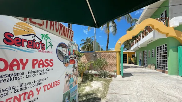 Sergio's Beach House Restaurante y Club de playa en Chelem