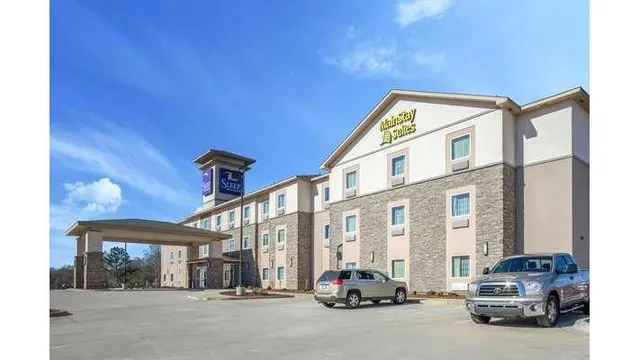 MainStay Suites Meridian - Bonita Lakes