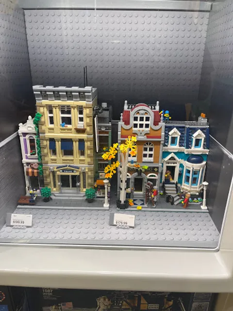 The LEGO® Store Staten Island