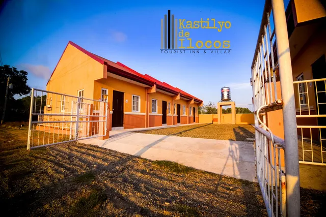 Kastilyo de Ilocos Tourist Inn and Villas