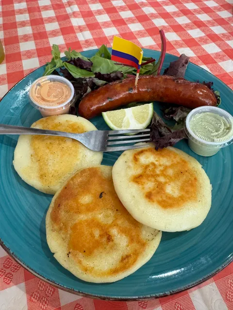 Curramba Colombian food