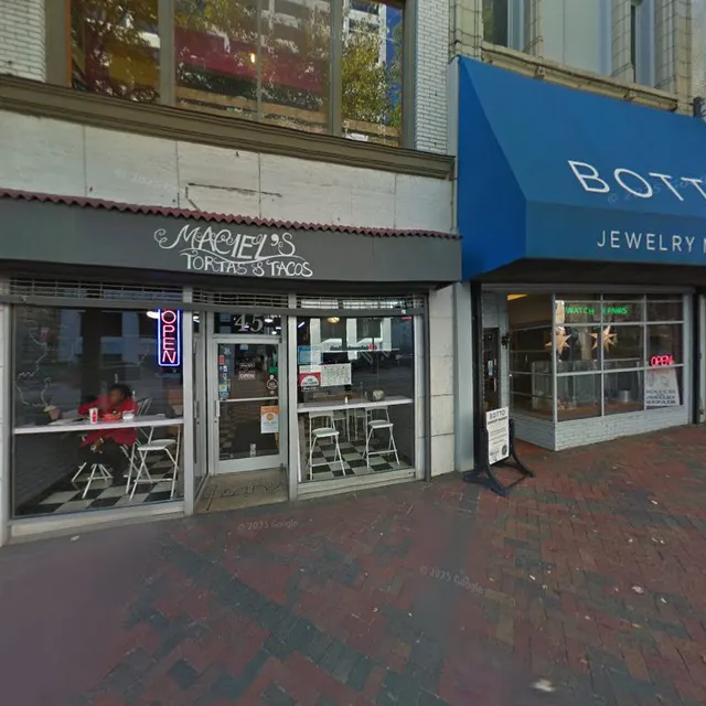 Botto Jewelry Market