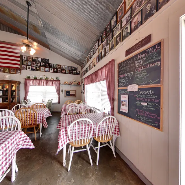 Hwy 77 Cafe