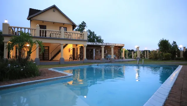 Floreat Riverside Lodge