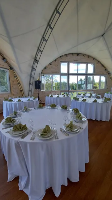 Chistyye Prudy, Klub Zagorodnogo Otdykha