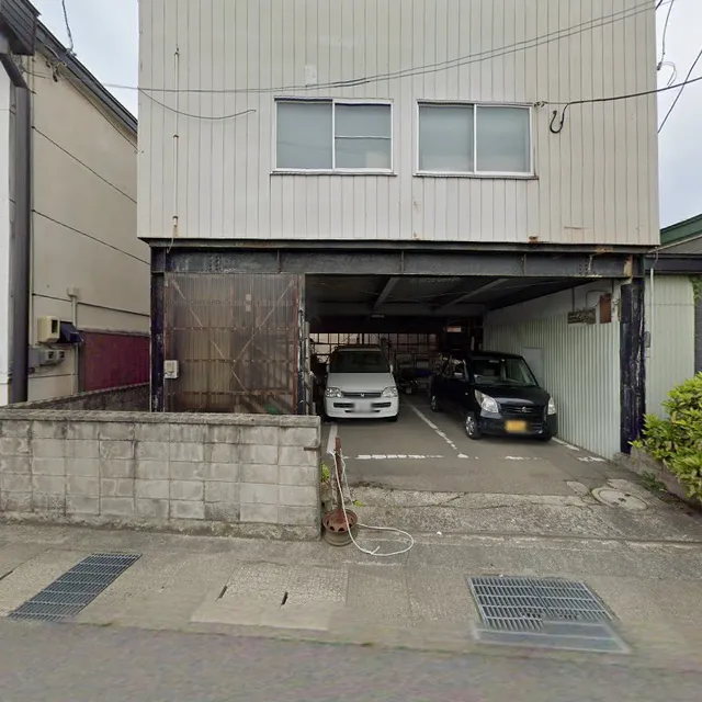 ラウンジ・Ｅｍｕエム