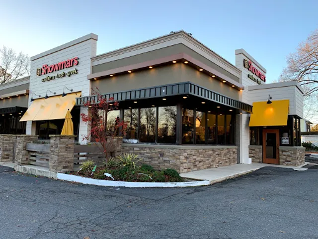 Showmars Dilworth (East Blvd)