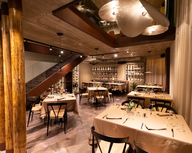 PIREU FISH RESTAURANT TIRANA