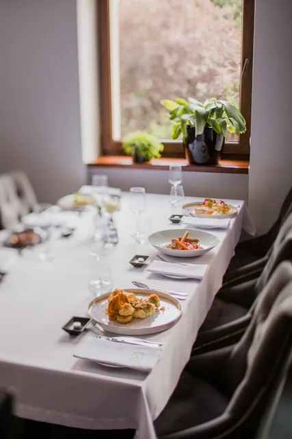 Restauracja Pocztowa 13