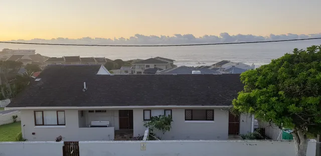 Lollee's Place Gonubie