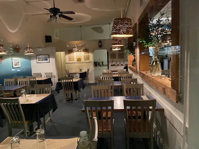 Yanni's Greek Restaurant