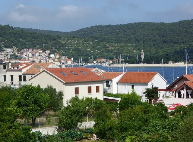 Studio Apartments Kuljiš