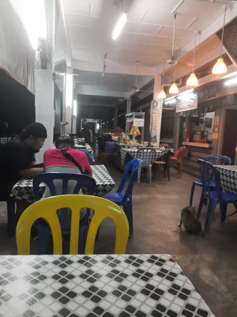 Taman Tuanku Jaafar Food Court