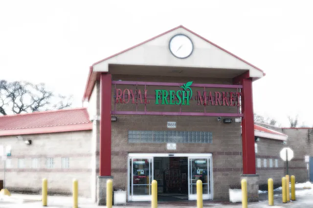 Royal Fresh Market