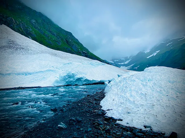 Byron Glacier Trailhead
