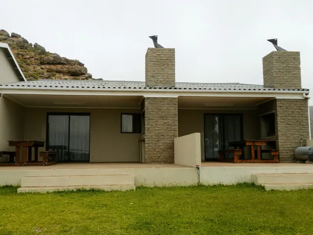 Elandsbaai Woonstelle