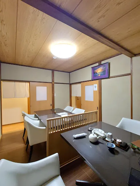 京風すっぽん料理 えんじ