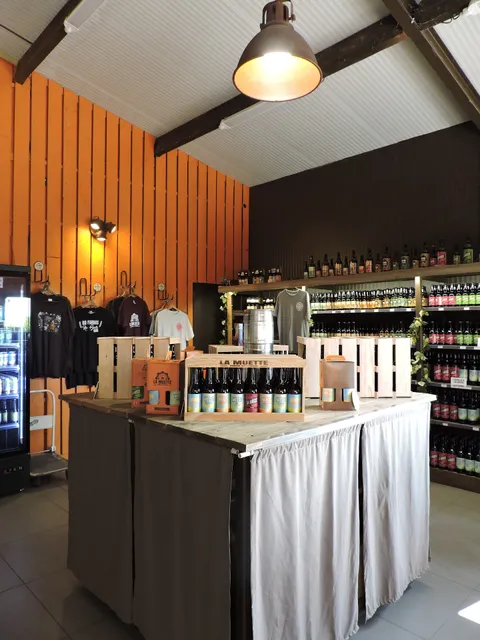 La Stabul // Ferme Brasserie La Muette