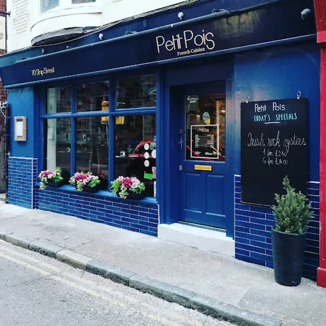 Petit Pois Restaurant