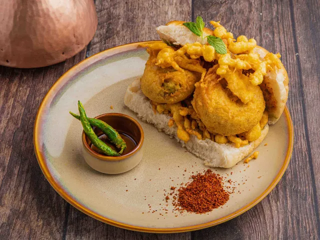 Spiceopedia - The Magic of Indian Street Food