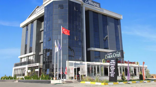 Garden Zara Otel Restoran Cafe