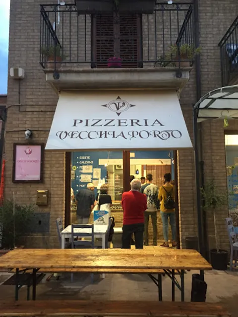 Pizzeria VECCHIA PORTO