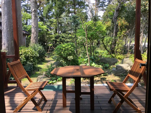 Tree+ing Cafe フクロウの森