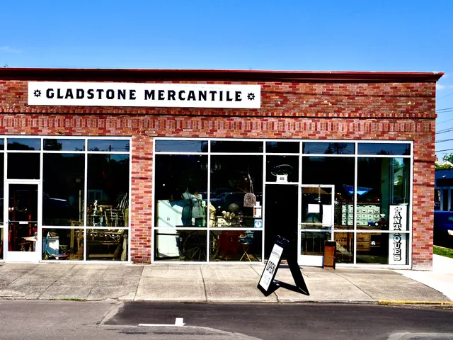 Gladstone Mercantile