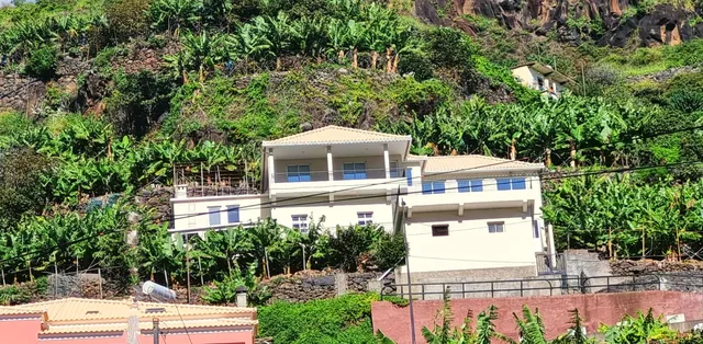 Ribeira Roots Residence