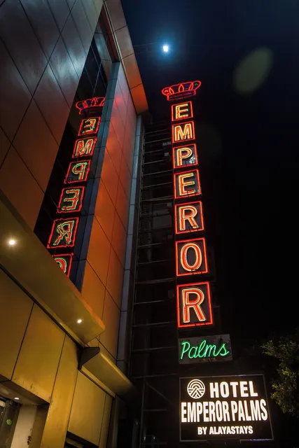 Hotel Emperor Palms Karol Bagh