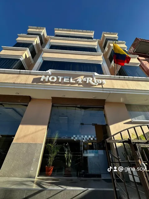 HOTEL 4 Ríos