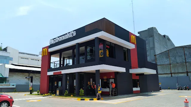 McDonald's Sunter Barat