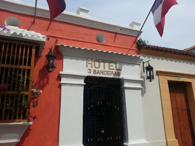 Hotel 3 Banderas