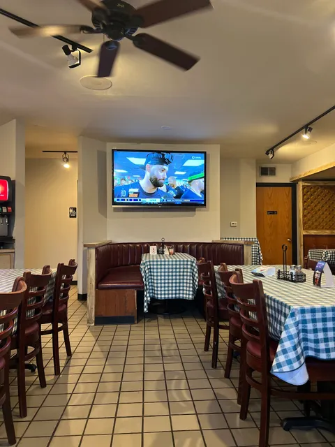 Cadena Bro’s Pizzeria