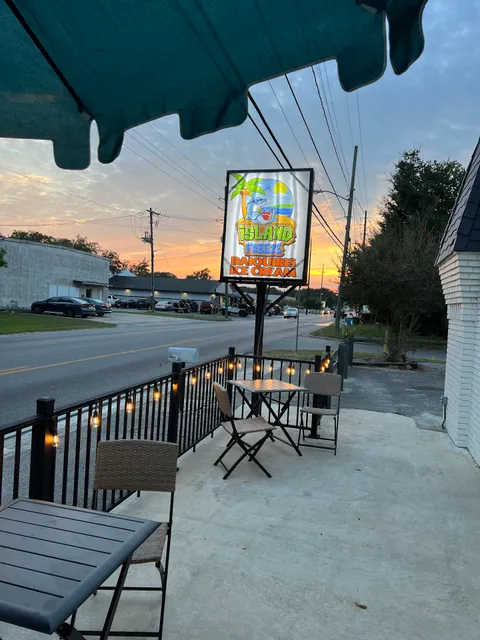 Island Freeze Daiquiris and Ice Cream