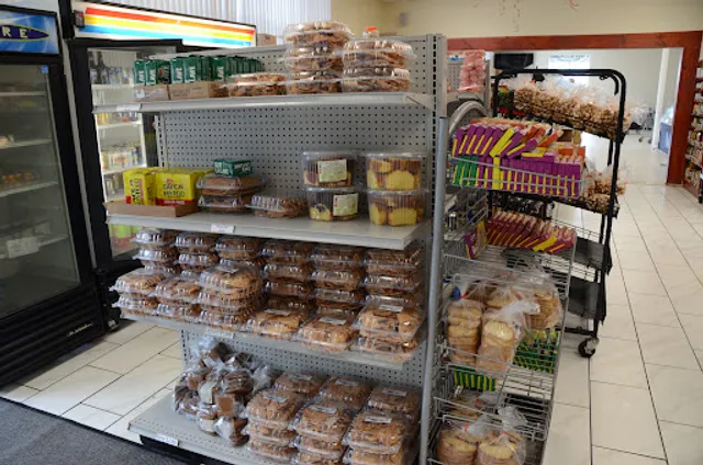 La Chiquita Bakery & Store