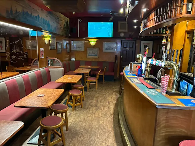 Aulay's Bar