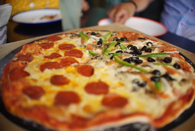 Rin Rin Pizza Villa Verde