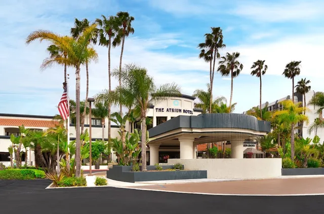 Atrium Hotel