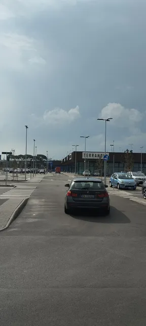 Parco commerciale "La Torre"