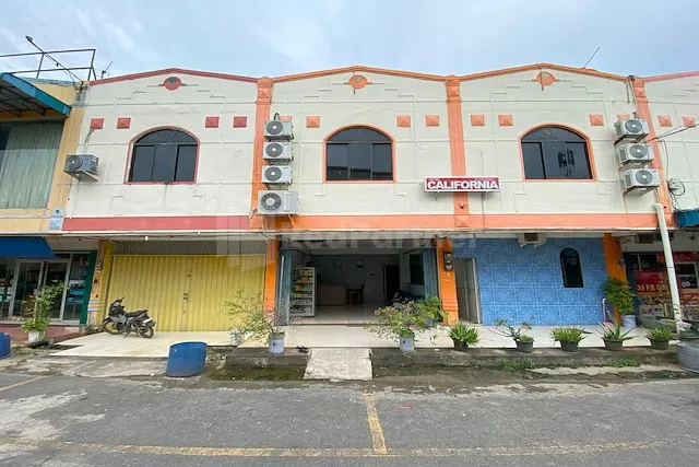 Hotel California Mitra RedDoorz