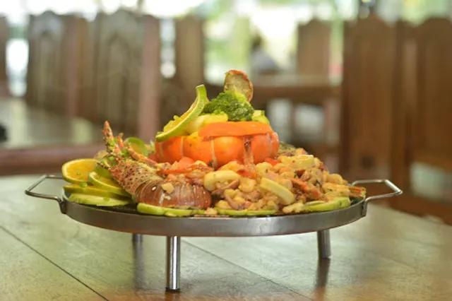 Colher de Pau - Coroa Vermelha Restaurante