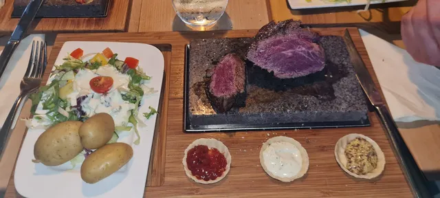 Restaurant, Bier-und Weinstube Duck Dich